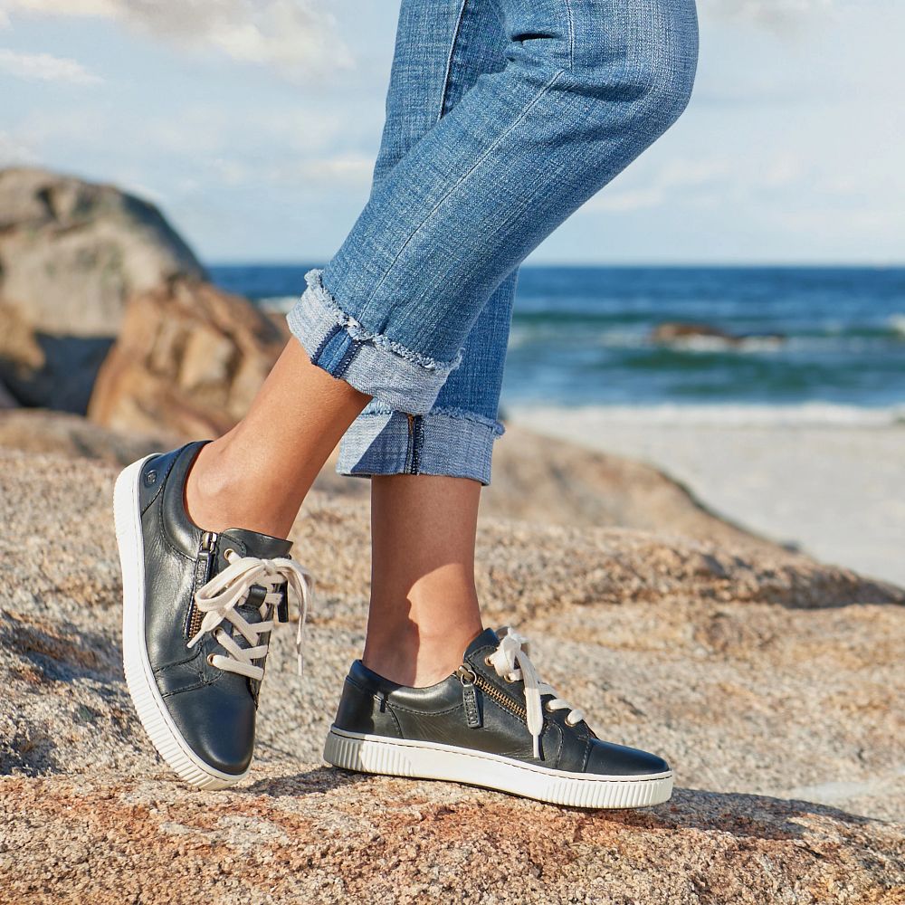 Born Paloma Slip-Ons Black Product ID-3TqpbvOQ