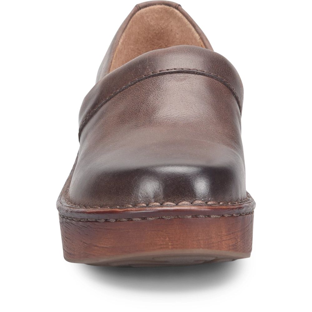 Born Freya Clogs Chocolate Product ID-LJiYIcJU