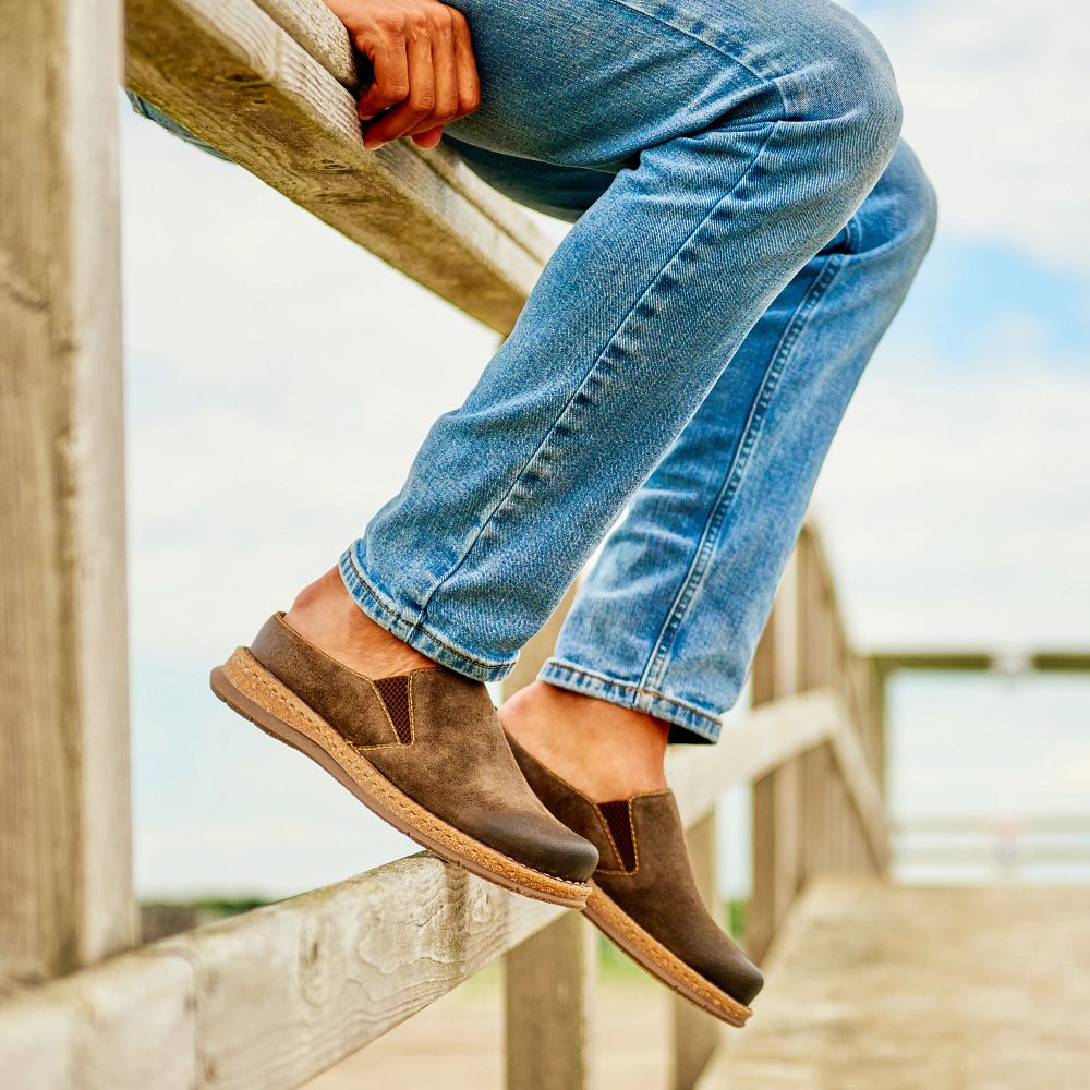 Born Bryson Clog Slip-Ons Dark Concrete Distressed Product ID-RrvmF979