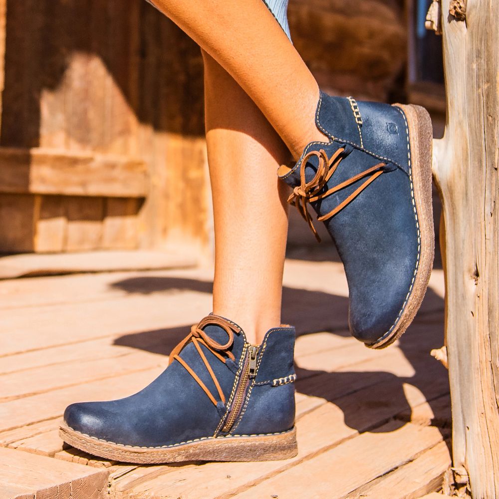 Born Calyn Boots Navy Indigo Distressed Product ID-r7Lh3Co2