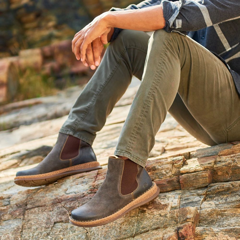 Born Brody Boots Taupe Avola Distressed Product ID-rlySVNaR