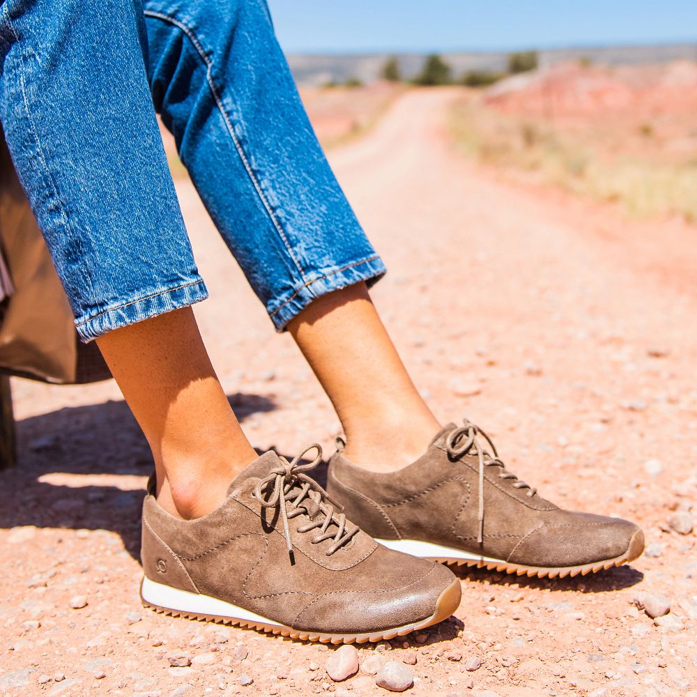 Born Lynn Slip-Ons Tan Camel Distressed Product ID-uPFx4IJc